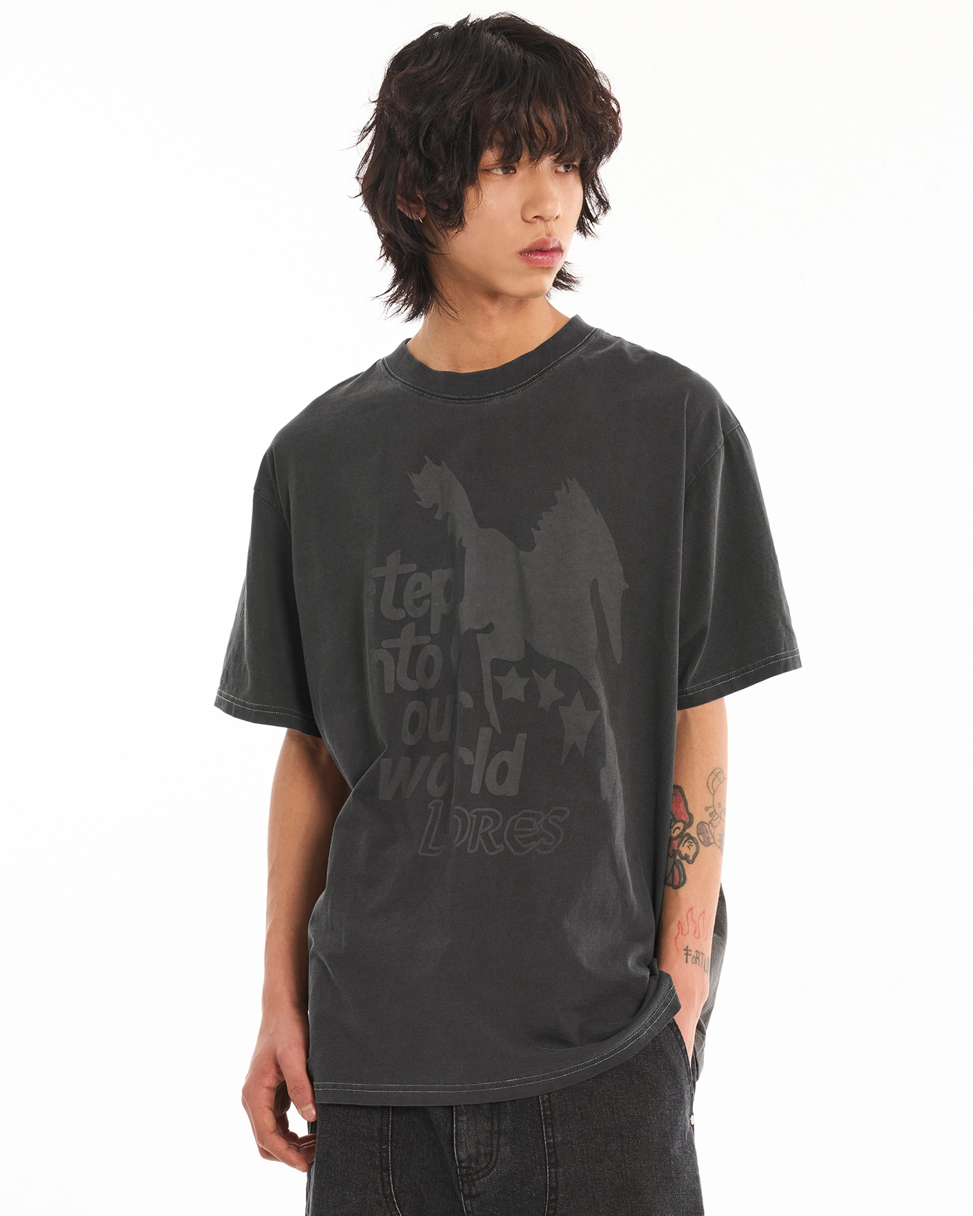 Tシャツ・カットソー LORES Horse Dyed S/S Tee SA024 LORES Horse Dyed S/S Tee - Slate | 하이츠스토어